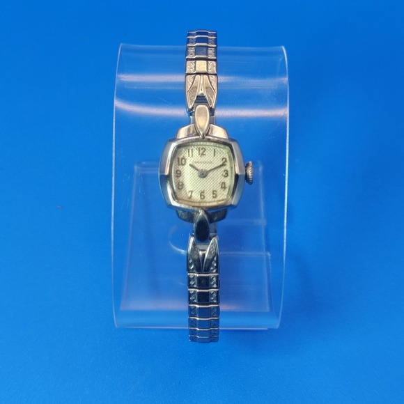 Vintage 1958 Caravelle by Bulova 23mm Women\'s Mechanical Wind Watch Restored main image 4